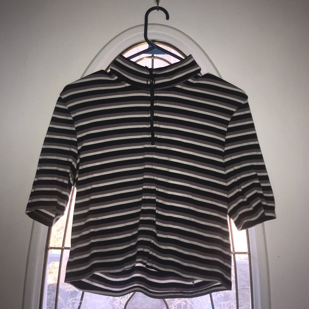 Wild Fable Cropped Shirt